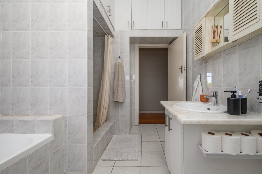3 Bedroom Property for Sale in Summerstrand Eastern Cape